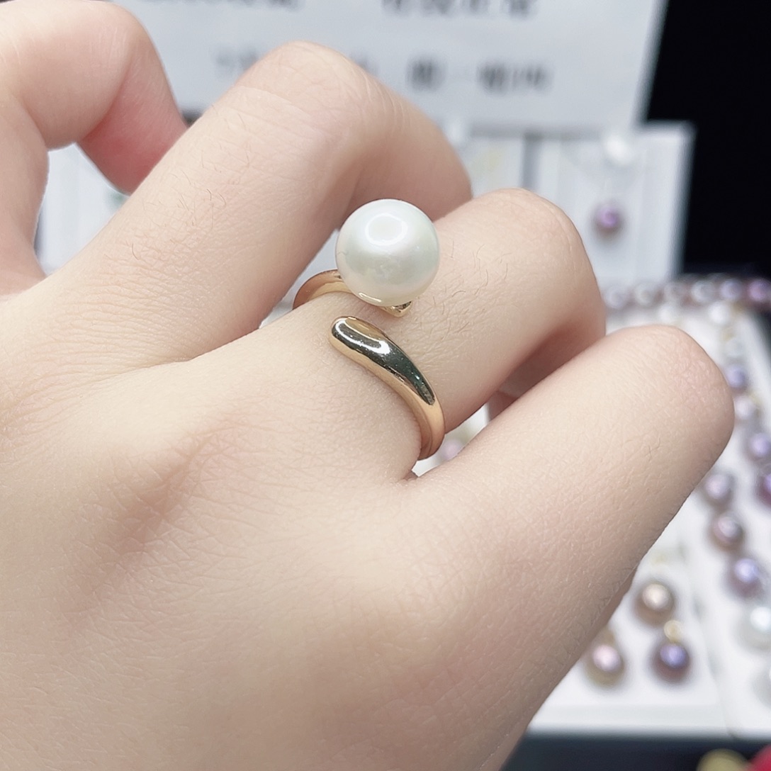 淡水珍珠合金吊坠(赠链)