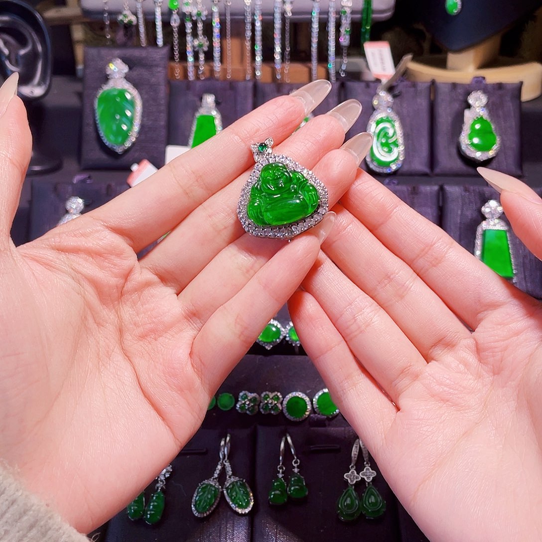 大***梦翡翠银S925镶嵌颈饰佛公