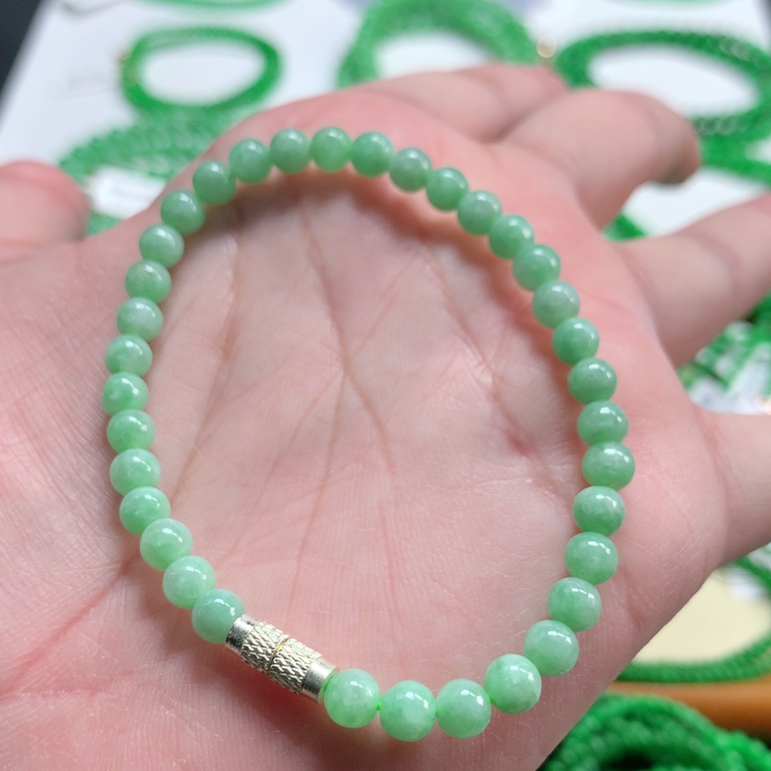 翡翠未镶嵌手链翡翠