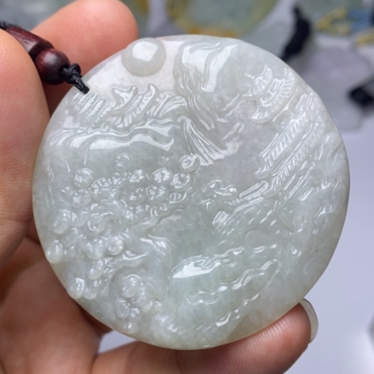 翡翠未镶嵌颈饰翡翠