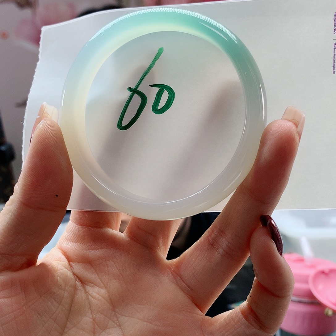 【闪购商品】玛瑙/玉髓手镯未镶嵌，