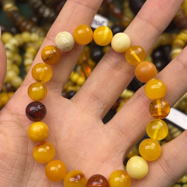 琥珀未镶嵌珠宝奇石