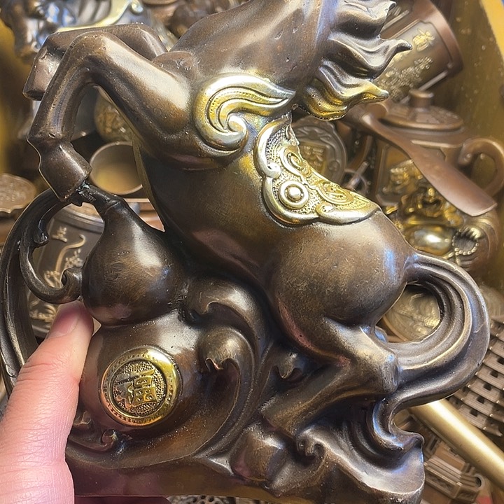 诚信经营铜器摆件