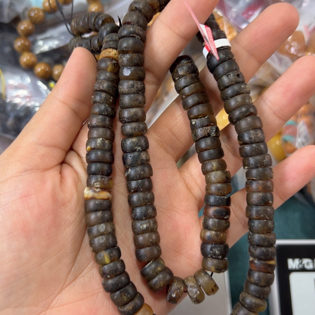 琥珀珠宝奇石未镶嵌702