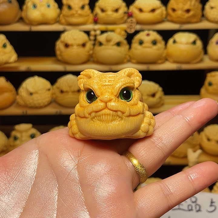 @****虎蟾裸蟾+油。。。。。。