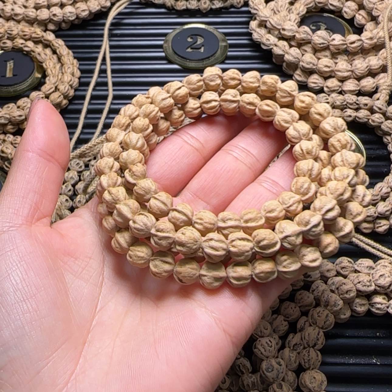 【闪购商品】柏香籽/百香籽吊坠?****I