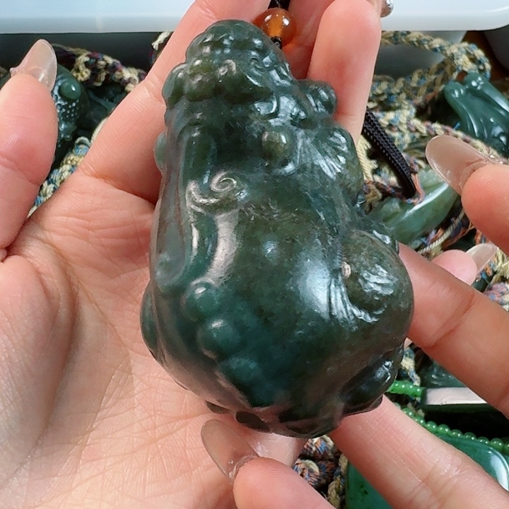 和田玉挂件未镶嵌