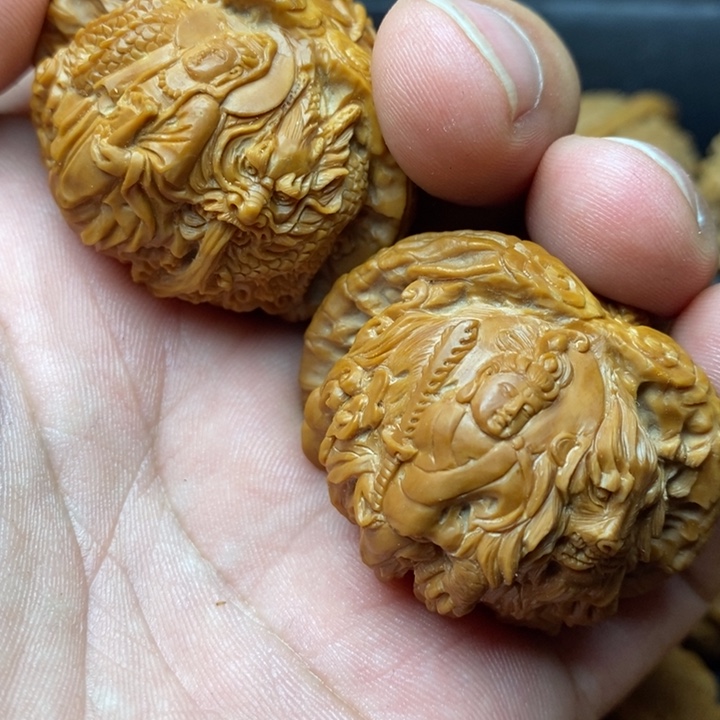 文玩核桃把件四大菩萨