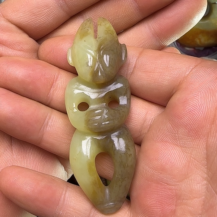 和田玉未镶嵌吊坠(不含链)
