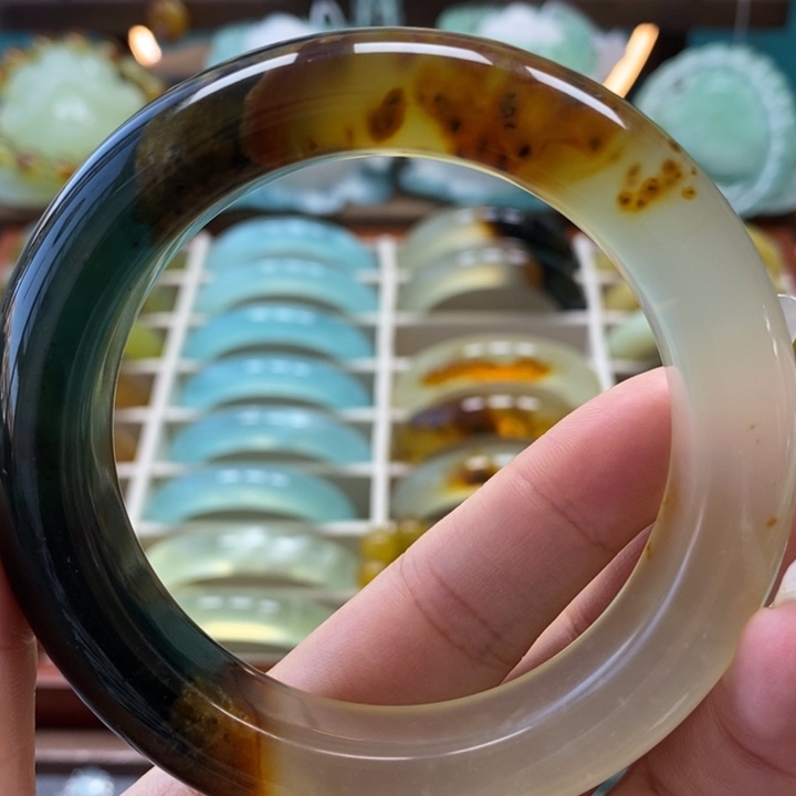 未镶嵌岫玉手镯手镯