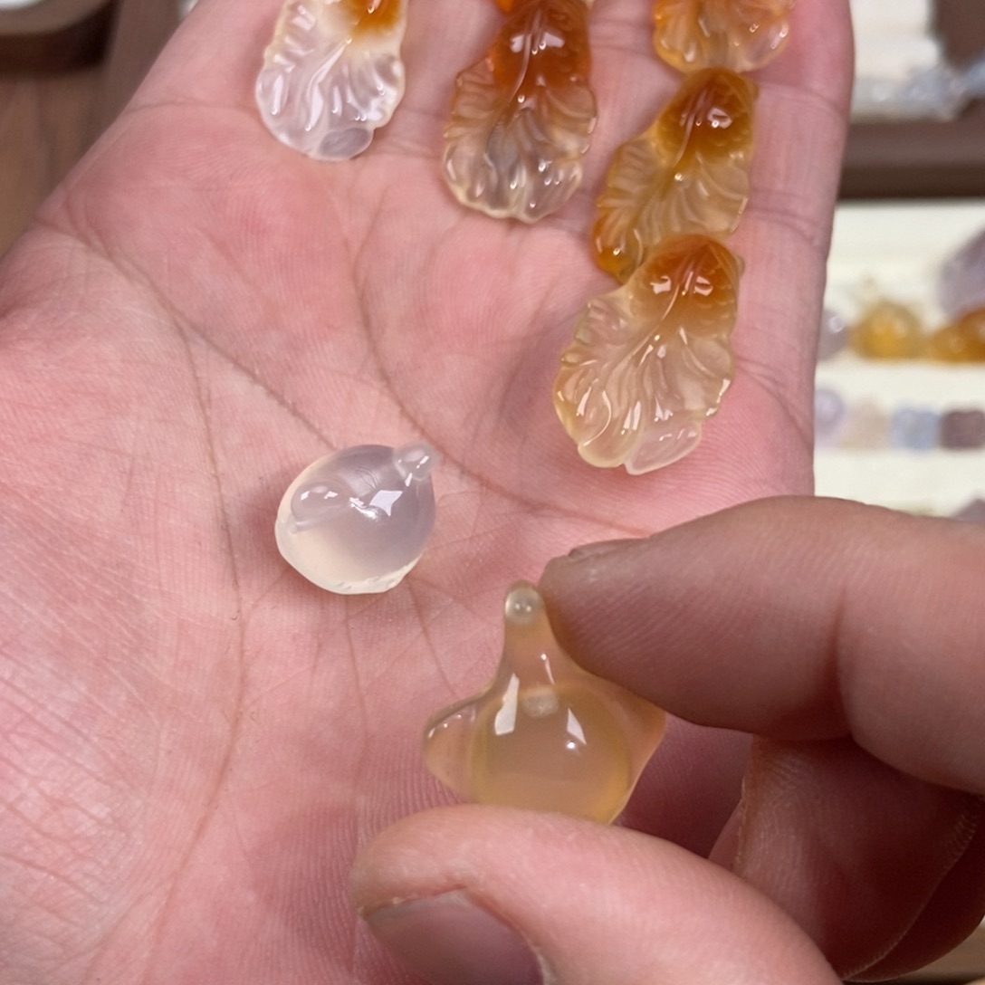 杨****玛瑙/玉髓未镶嵌手链杨