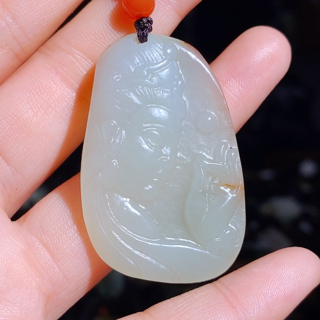 和田玉颈饰未镶嵌