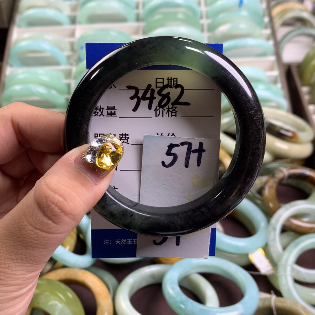 蛇纹石玉手镯未镶嵌3482