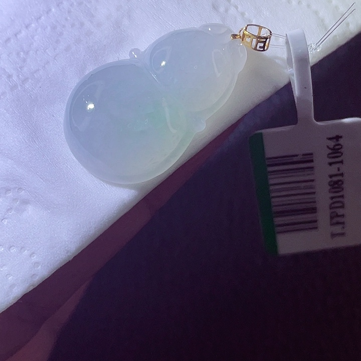 未镶嵌定制翡翠翡翠