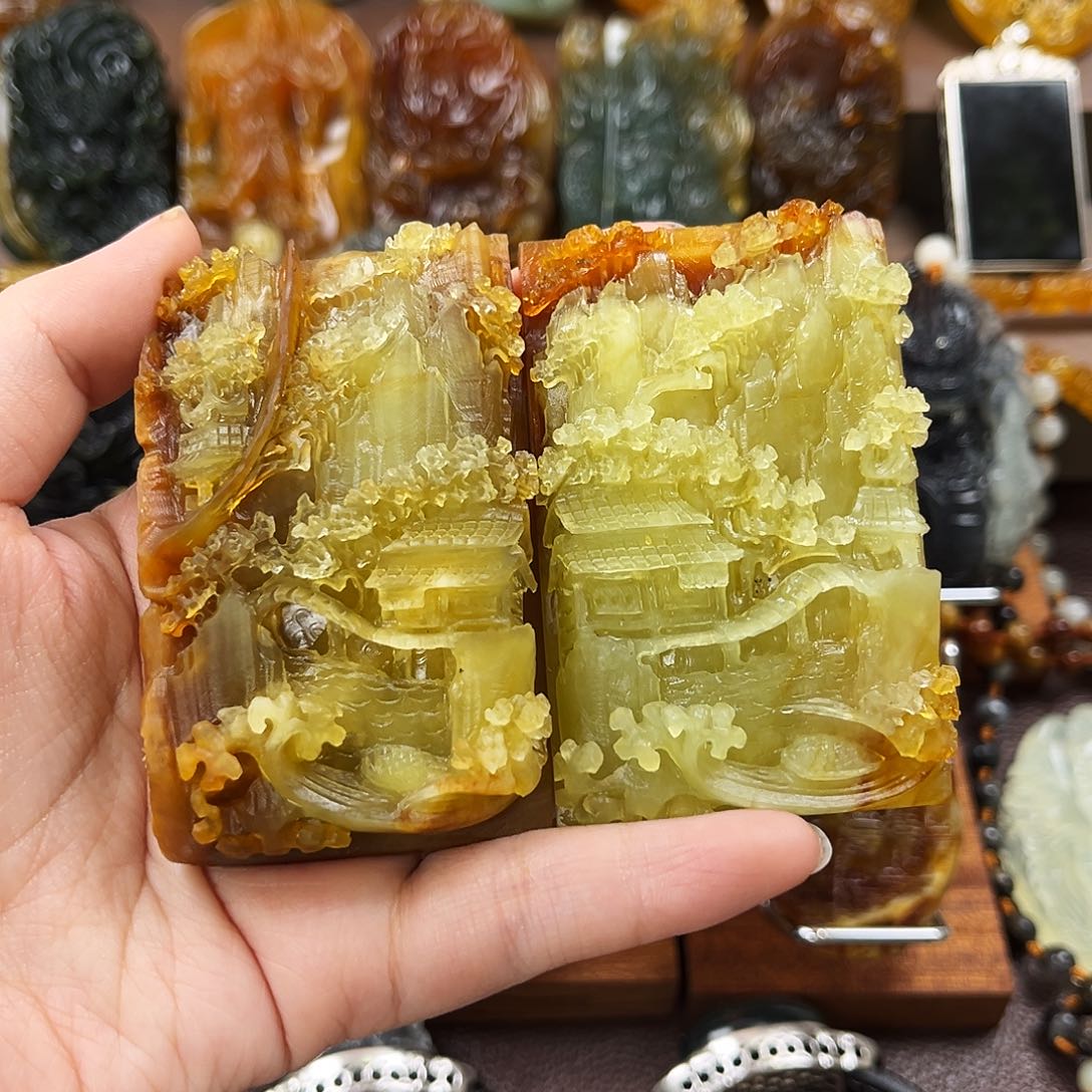 蛇纹石玉颈饰未镶嵌星**提