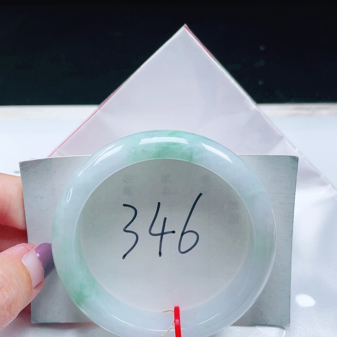 翡翠未镶嵌手镯缅甸翡翠56+
