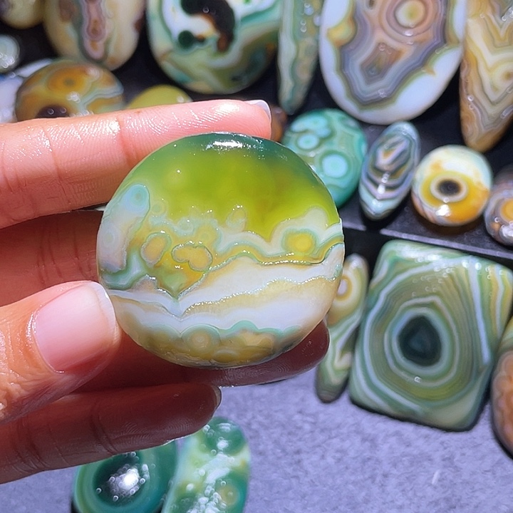 玛瑙/玉髓珠宝奇石未镶嵌恋***贝