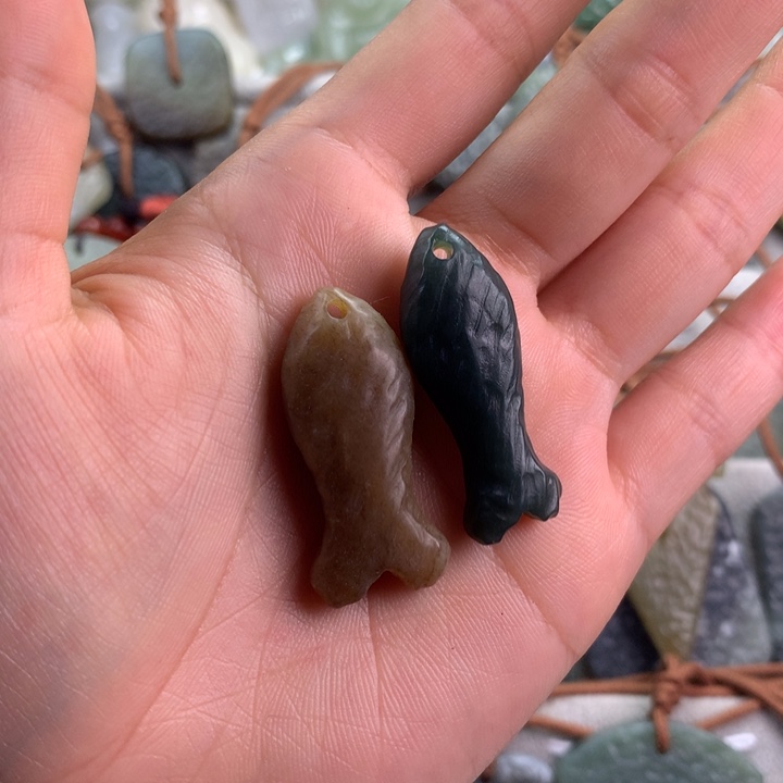 和田玉（糖玉）未镶嵌颈饰一*屁