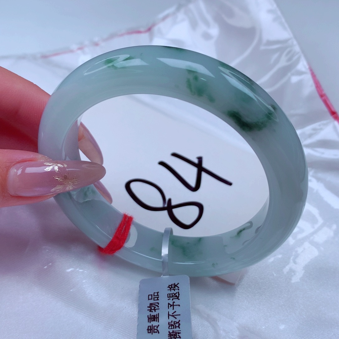 翡翠手镯未镶嵌翡翠57