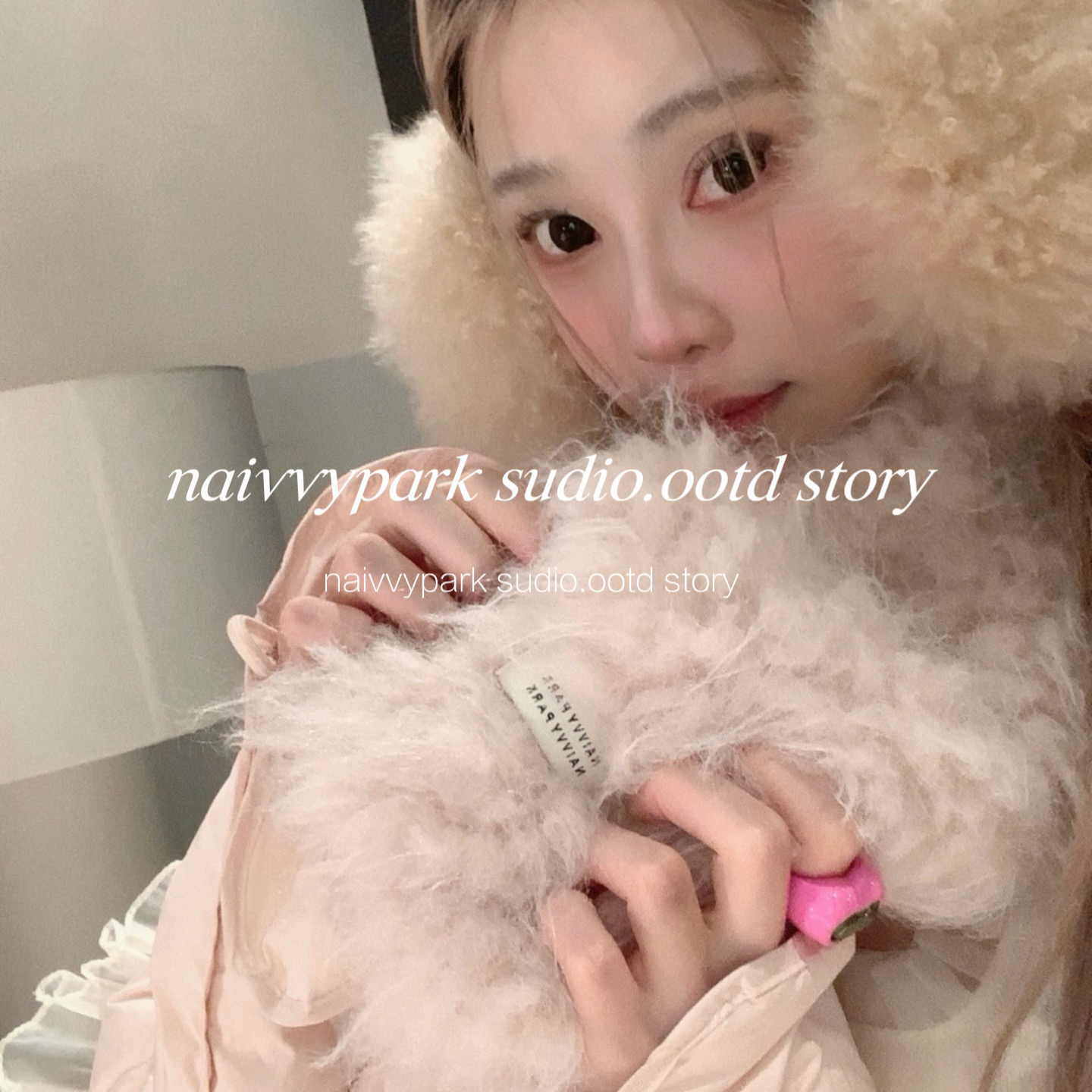 NAIVVY【温暖小周边】网红ootd百搭毛绒保暖秋冬韩版甜美围巾