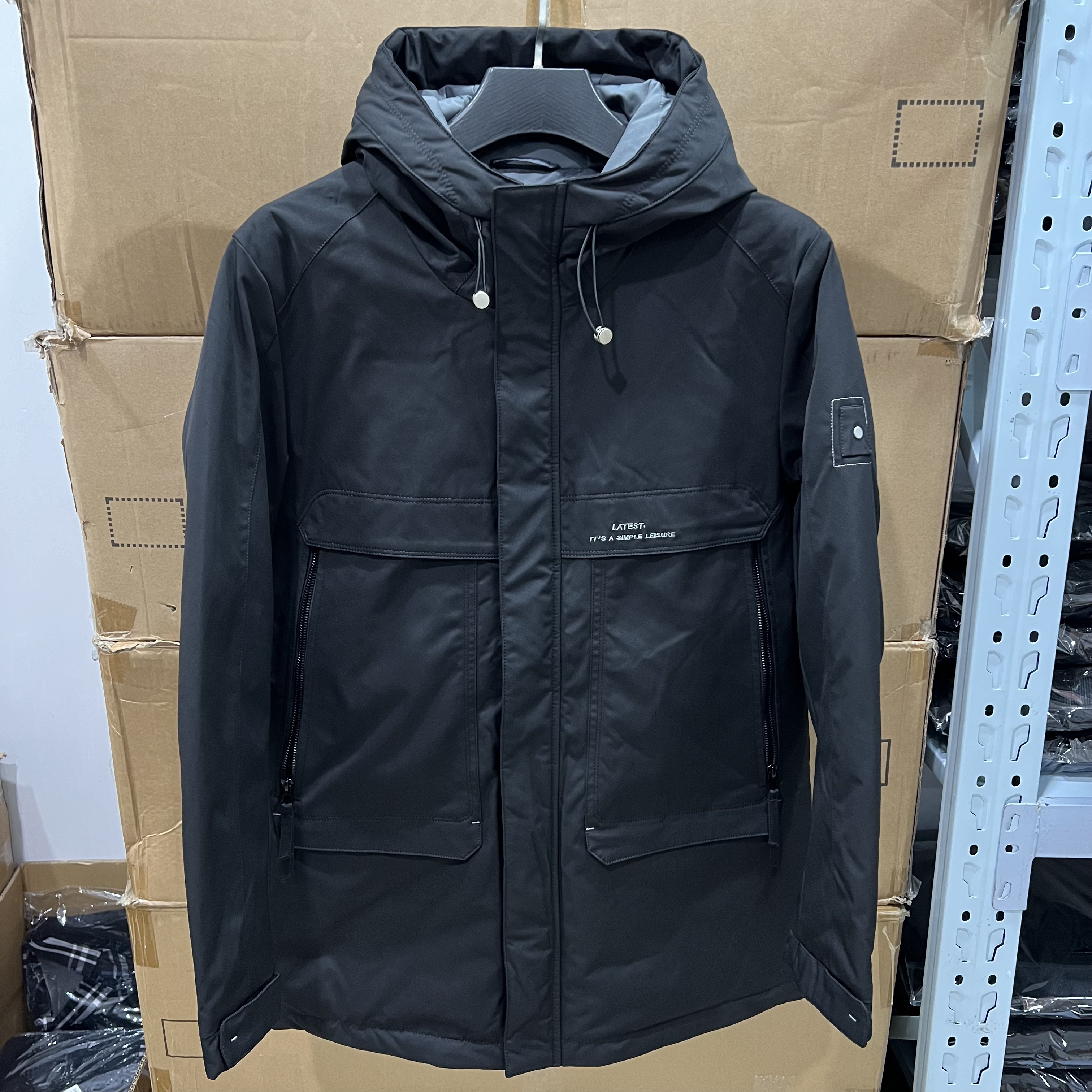 8956撤柜H剪标黑色带帽拉链冬季男 外套羽绒服中长款白鸭绒