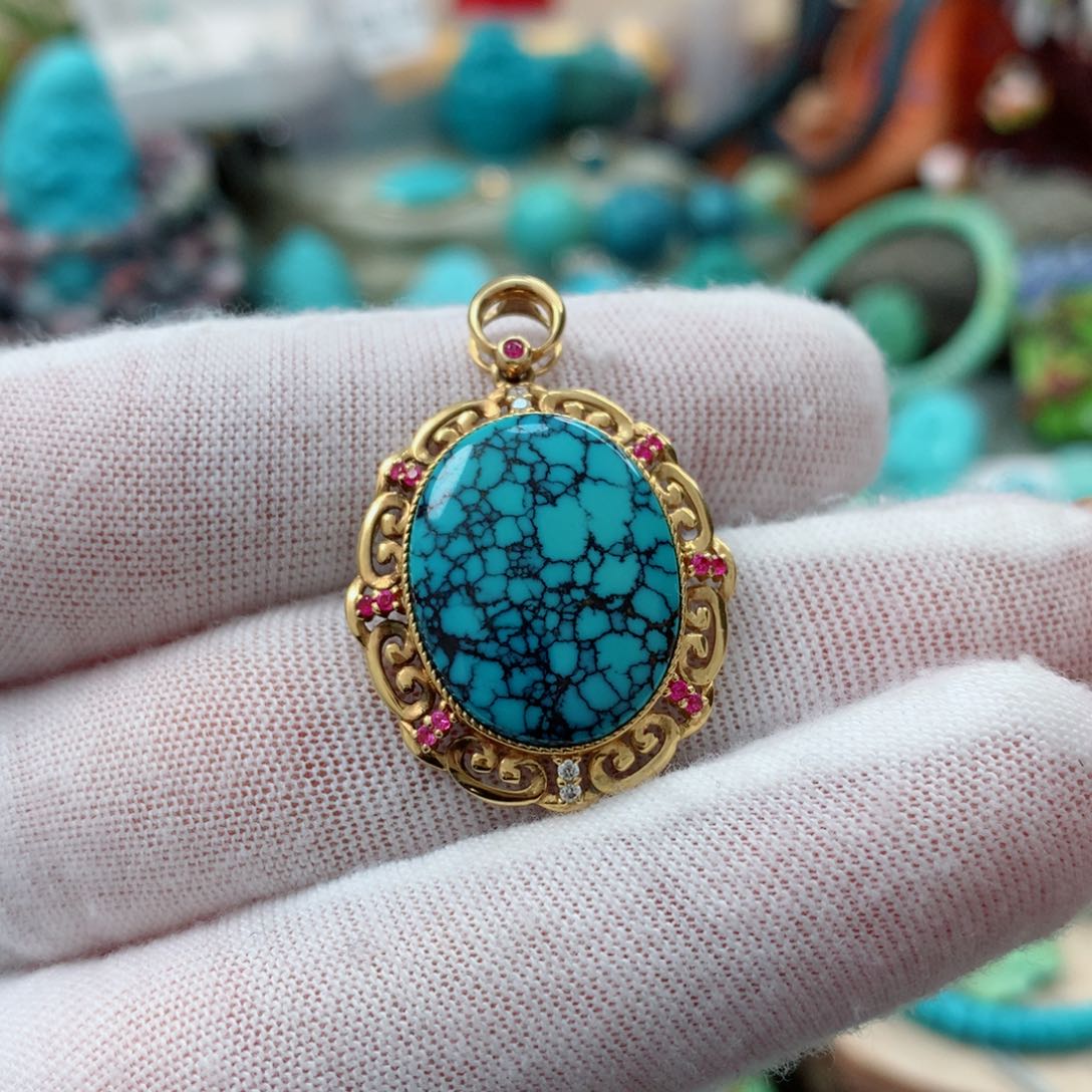 绿松石珠宝奇石18K金镶嵌