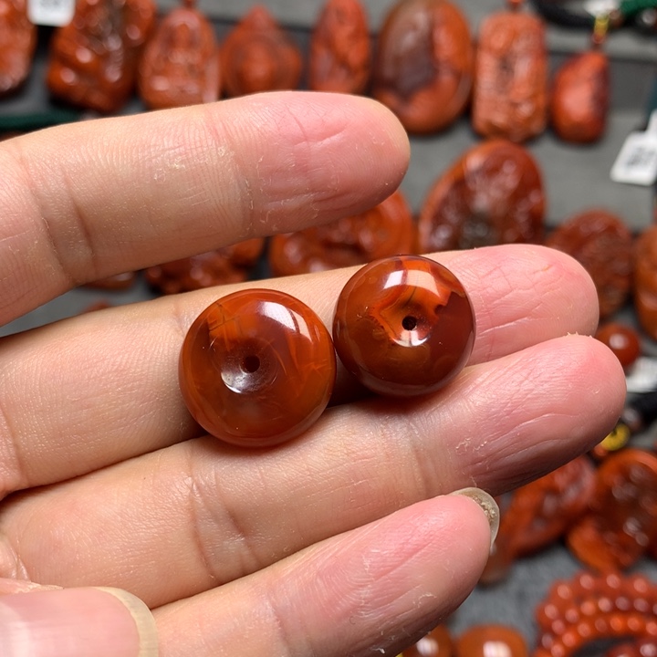 未镶嵌配饰南红玛瑙