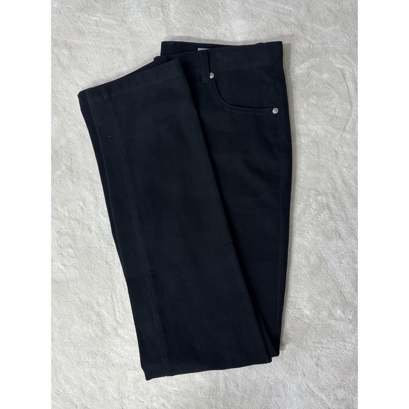 B22巴老板穿的男士牛仔裤