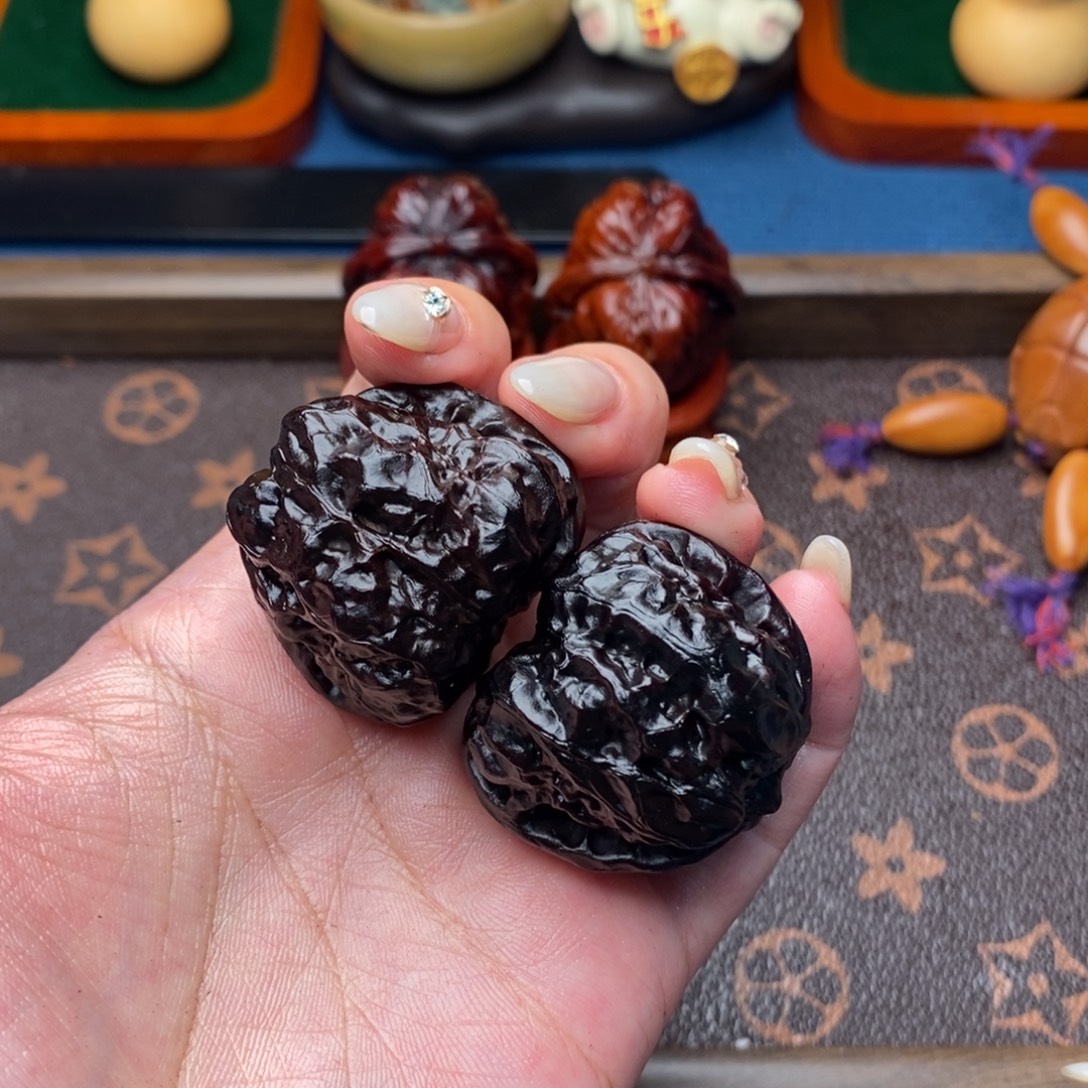 萱***萱文玩核桃吊坠小蛤蟆