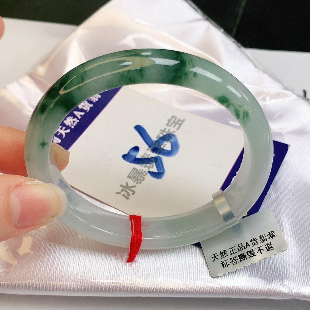 翡翠手镯未镶嵌缅甸天然a货翡翠