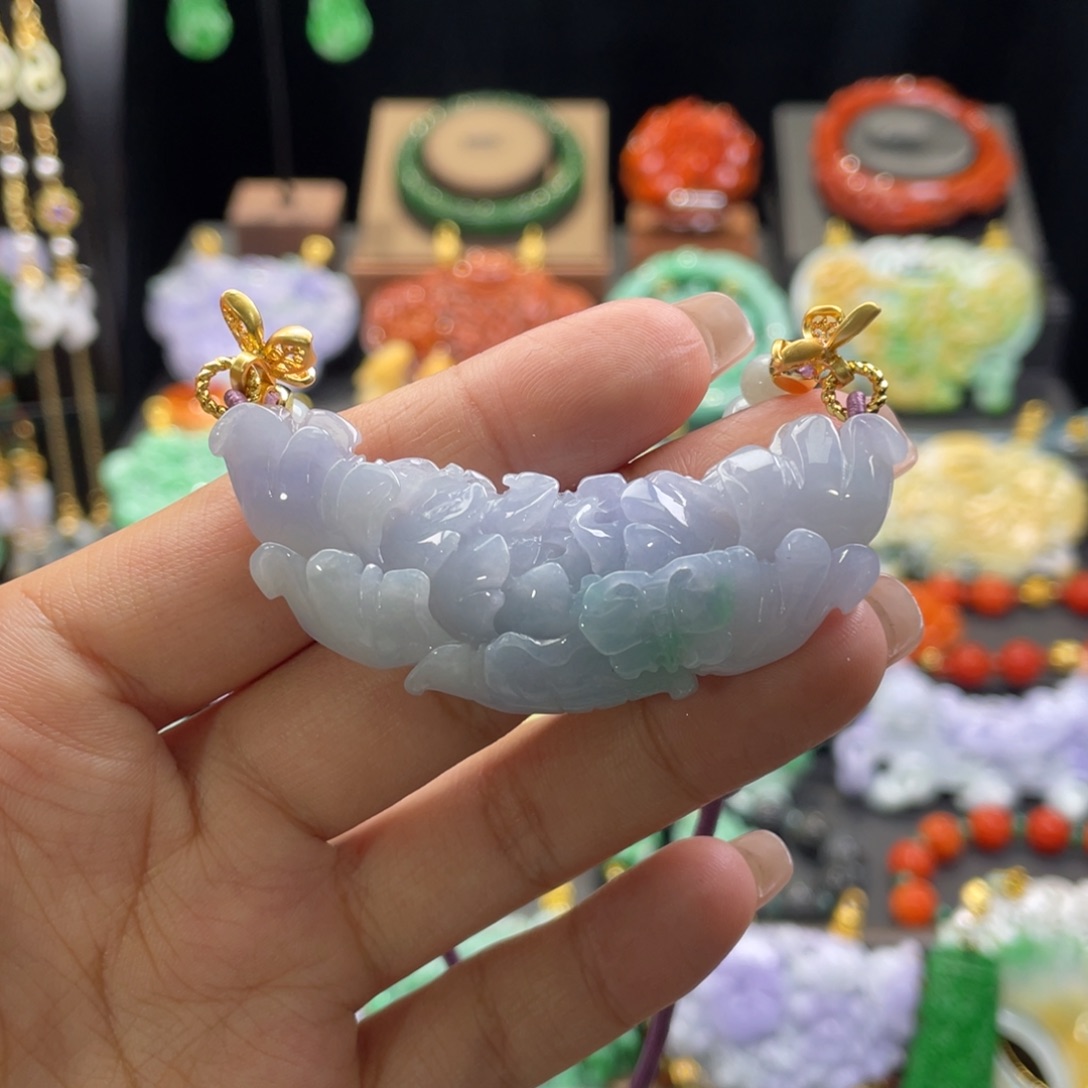 翡翠颈饰未镶嵌小****活代编织