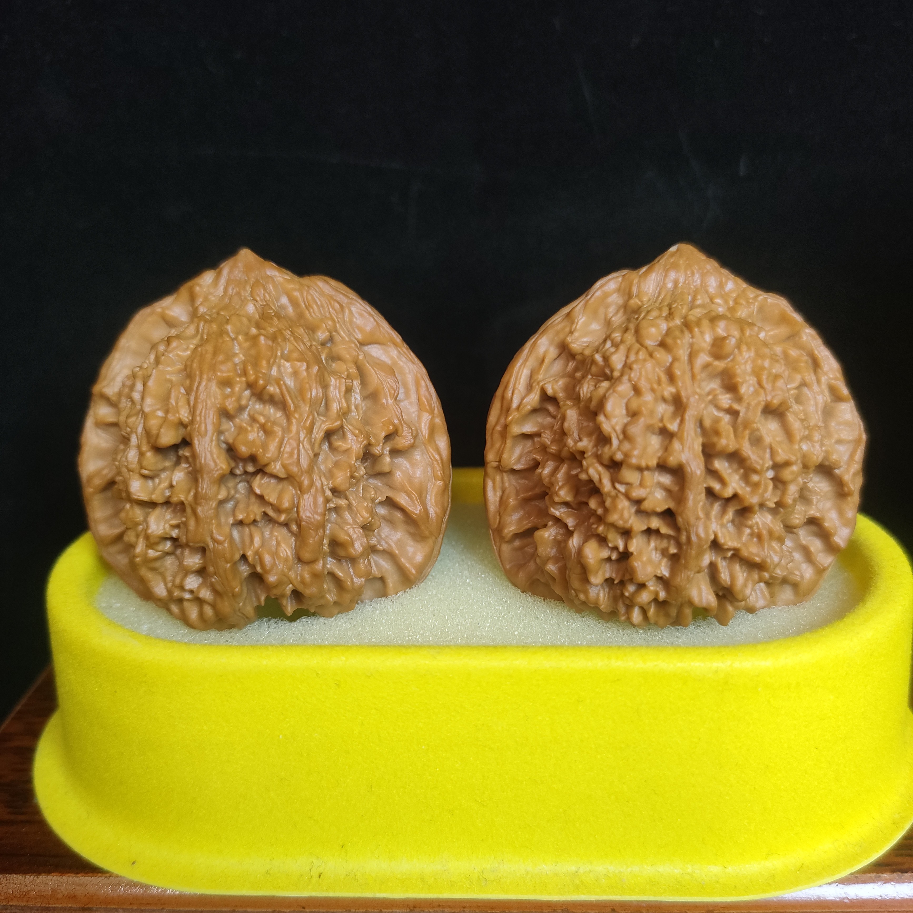 45尺精品满天星核桃手把件，爱心款！已打底。