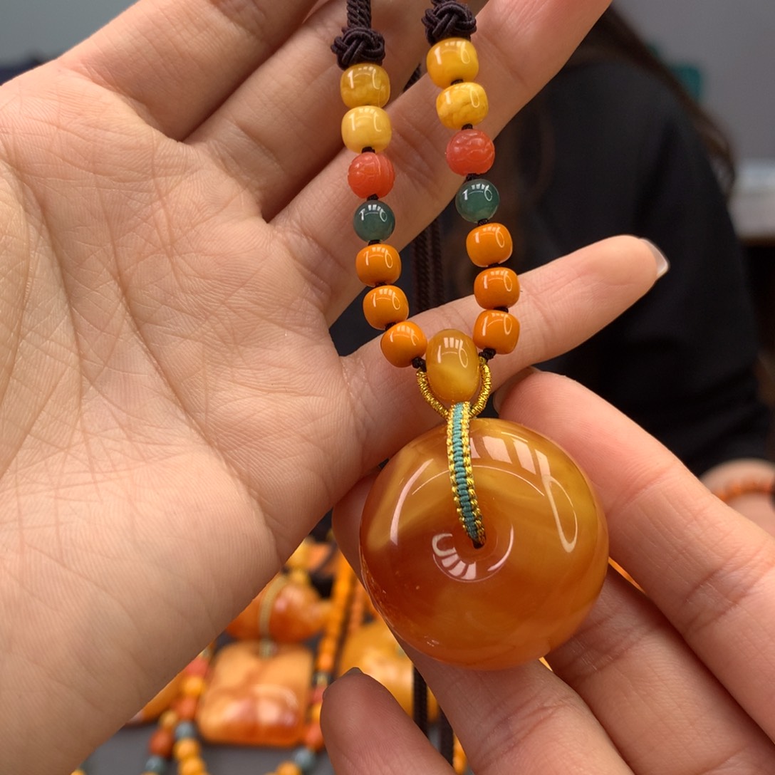 蜜蜡颈饰未镶嵌天然