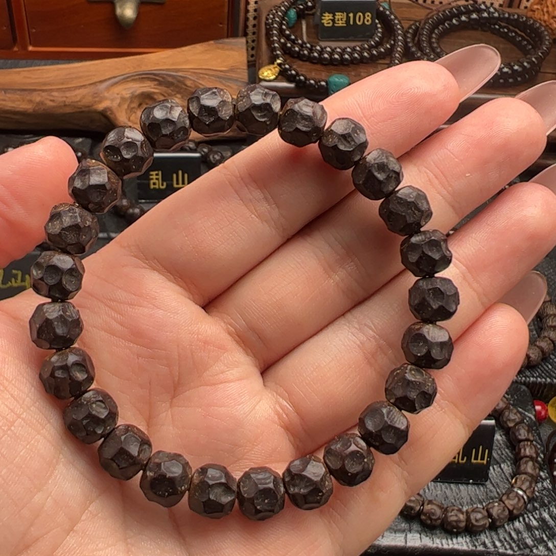 赢***输吊坠椰蒂98无相28颗手持