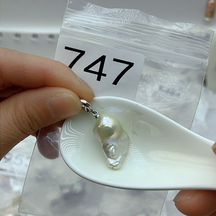 淡水珍珠颈饰未镶嵌