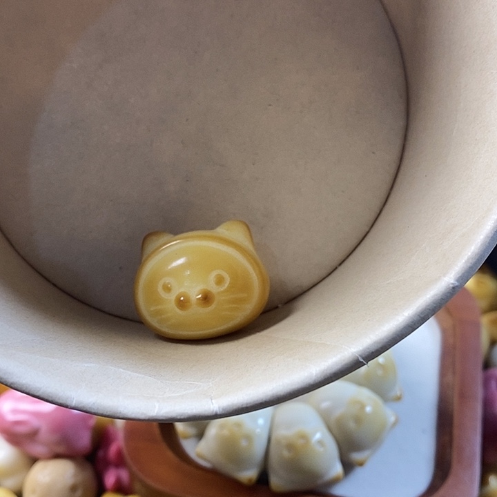 犯***象吊坠菩提根/象牙果