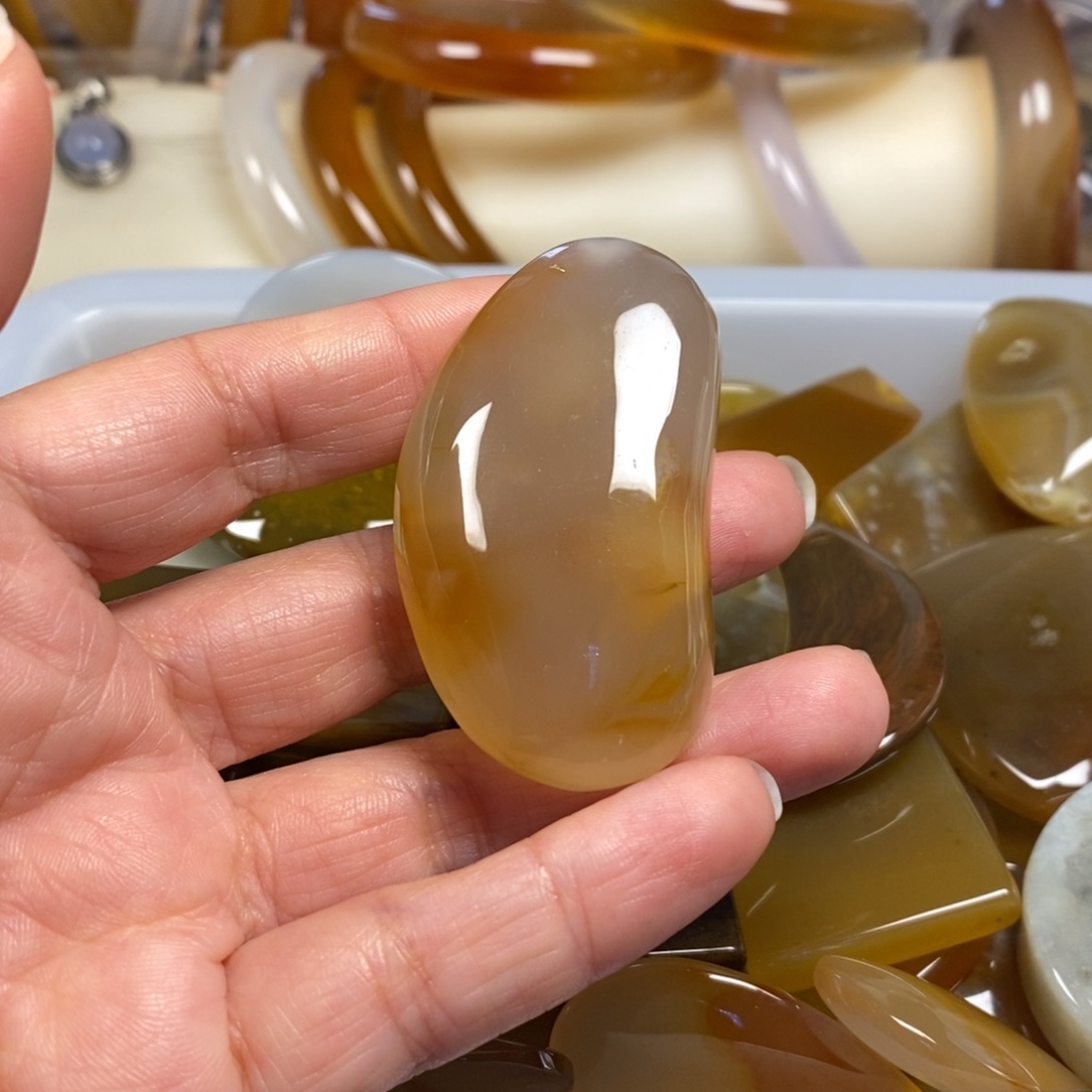 糖***糖玛瑙/玉髓未镶嵌玛瑙吊坠