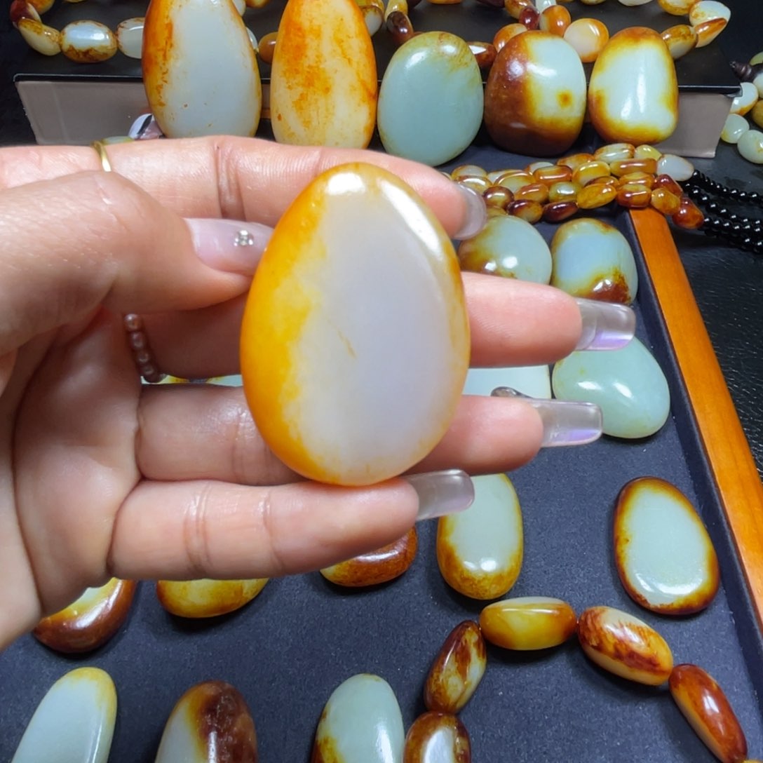 颈饰未镶嵌和田玉清***鸡