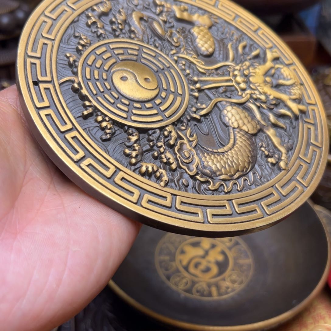 精美铜器，点击下单