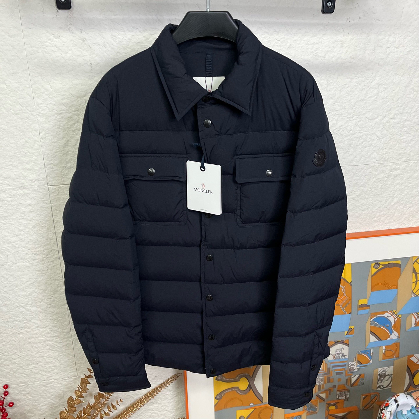 未使用 MONCLER 黑标翻领羽绒服/5码/2510285
