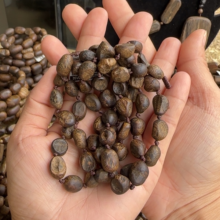 沉香手串浮沉汝湖多样性发货一条卡9-27克