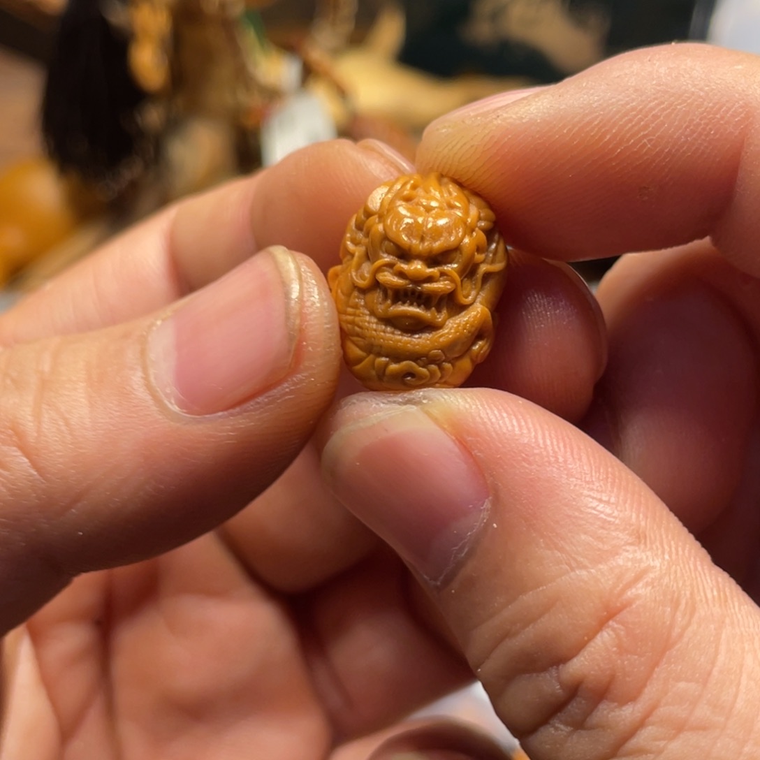 橄榄核手串/手链龙三通485