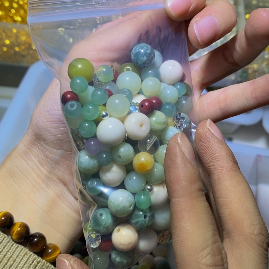 【闪购商品】蛇纹石玉其他未镶嵌64