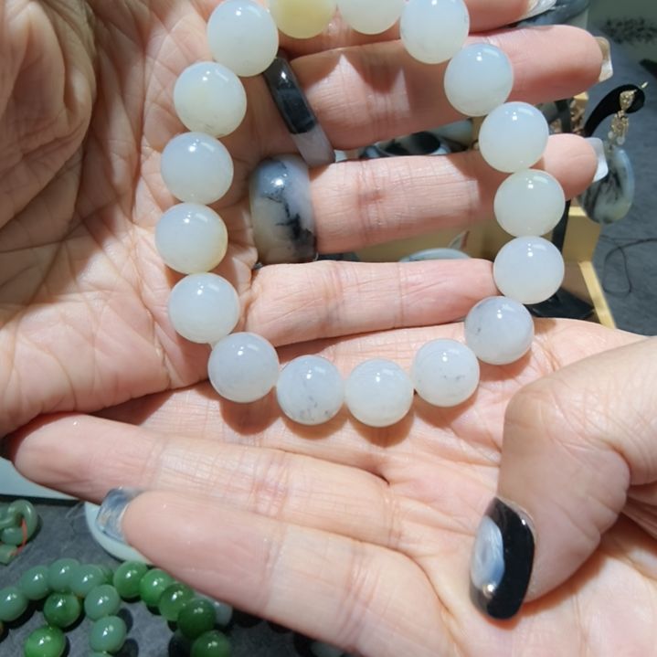 和田玉手链未镶嵌