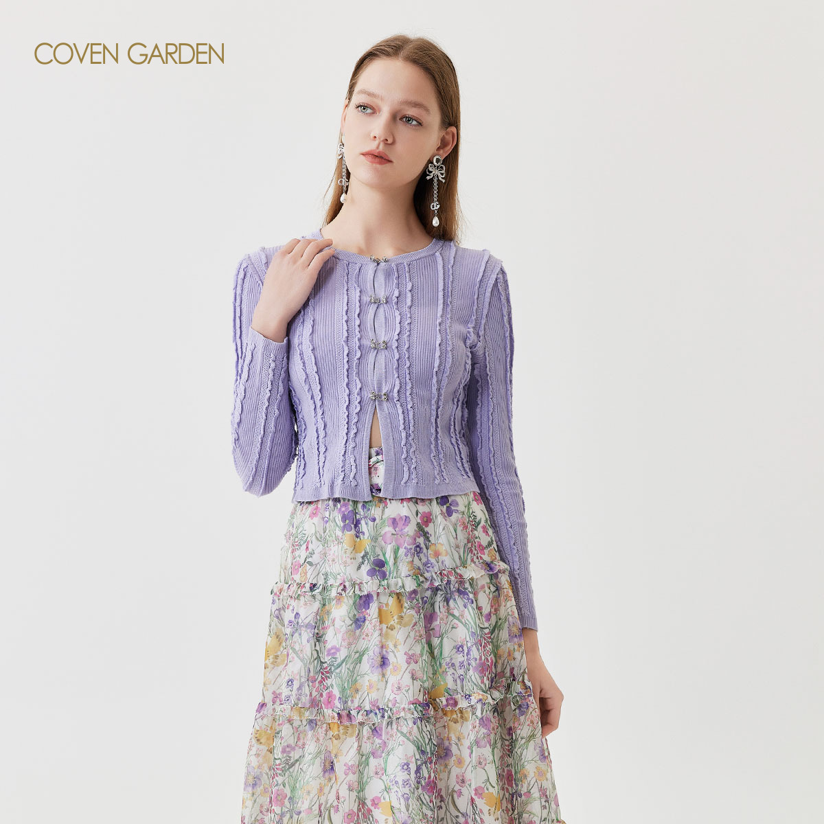 哥文花园 毛绒边纯欲镂空针织衫上衣女 CLA1034310