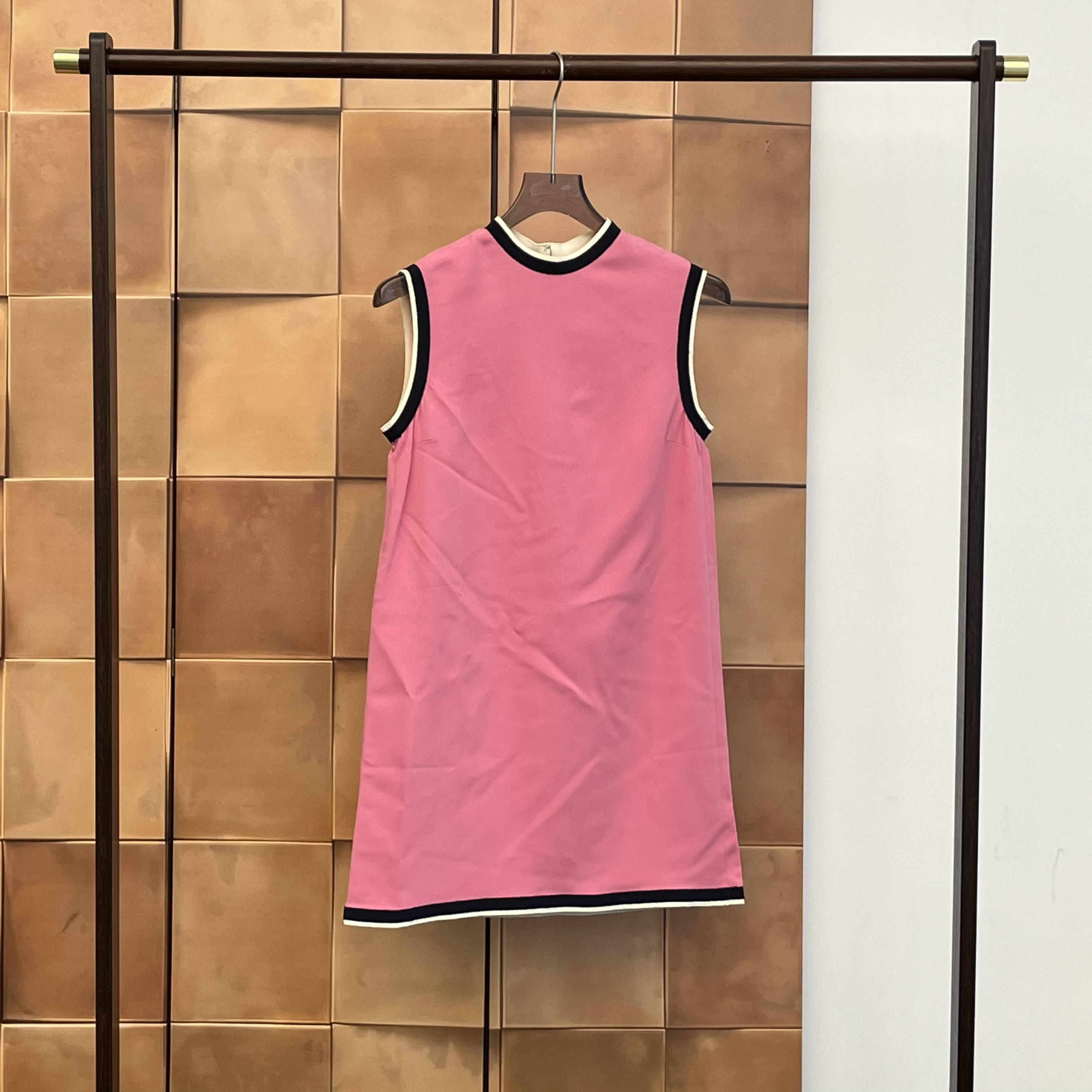 全新未使用 GUCCI/古驰 Gucci 粉色条纹连衣裙/38码/31239