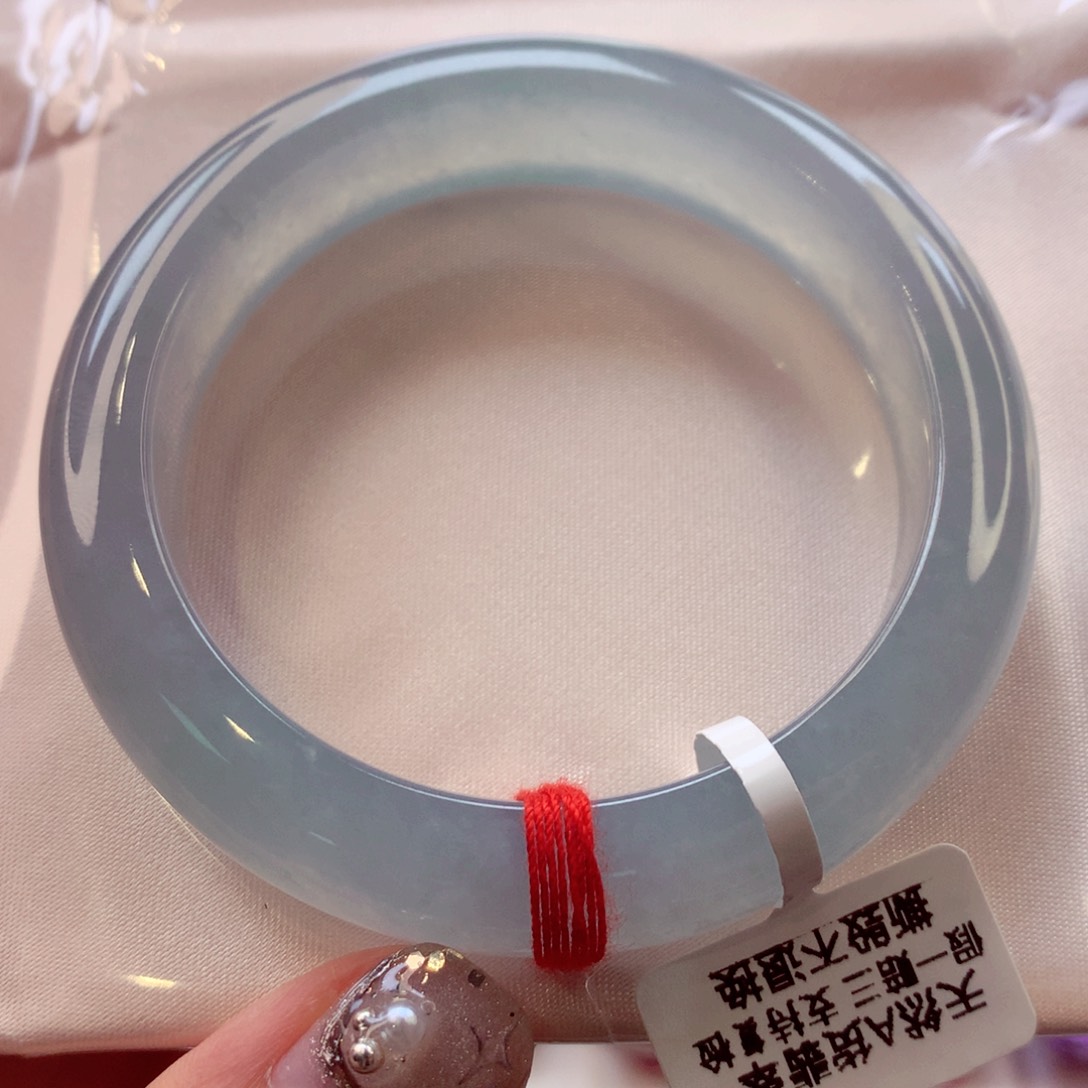 翡翠手镯未镶嵌102号正圈77