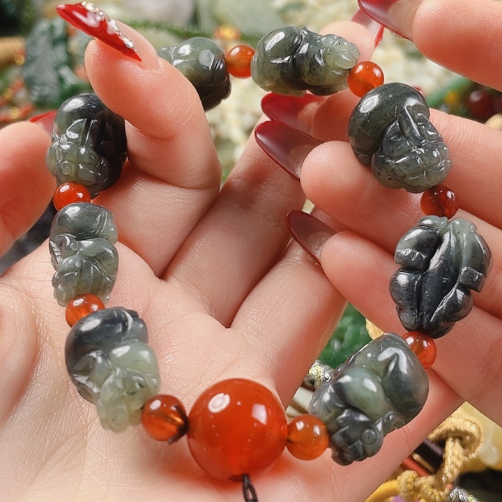 未镶嵌和田玉挂件