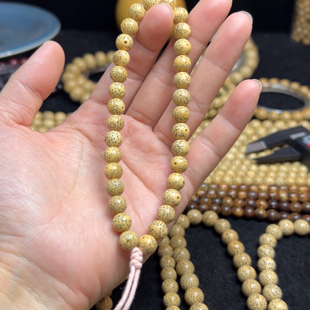 星月菩提吊坠7.7圆手持