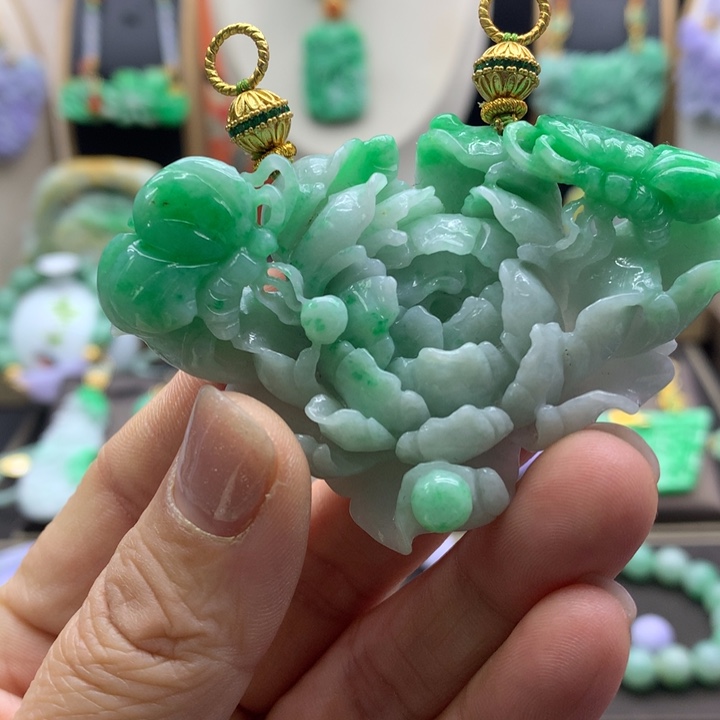 翡翠吊坠(不含链)未镶嵌